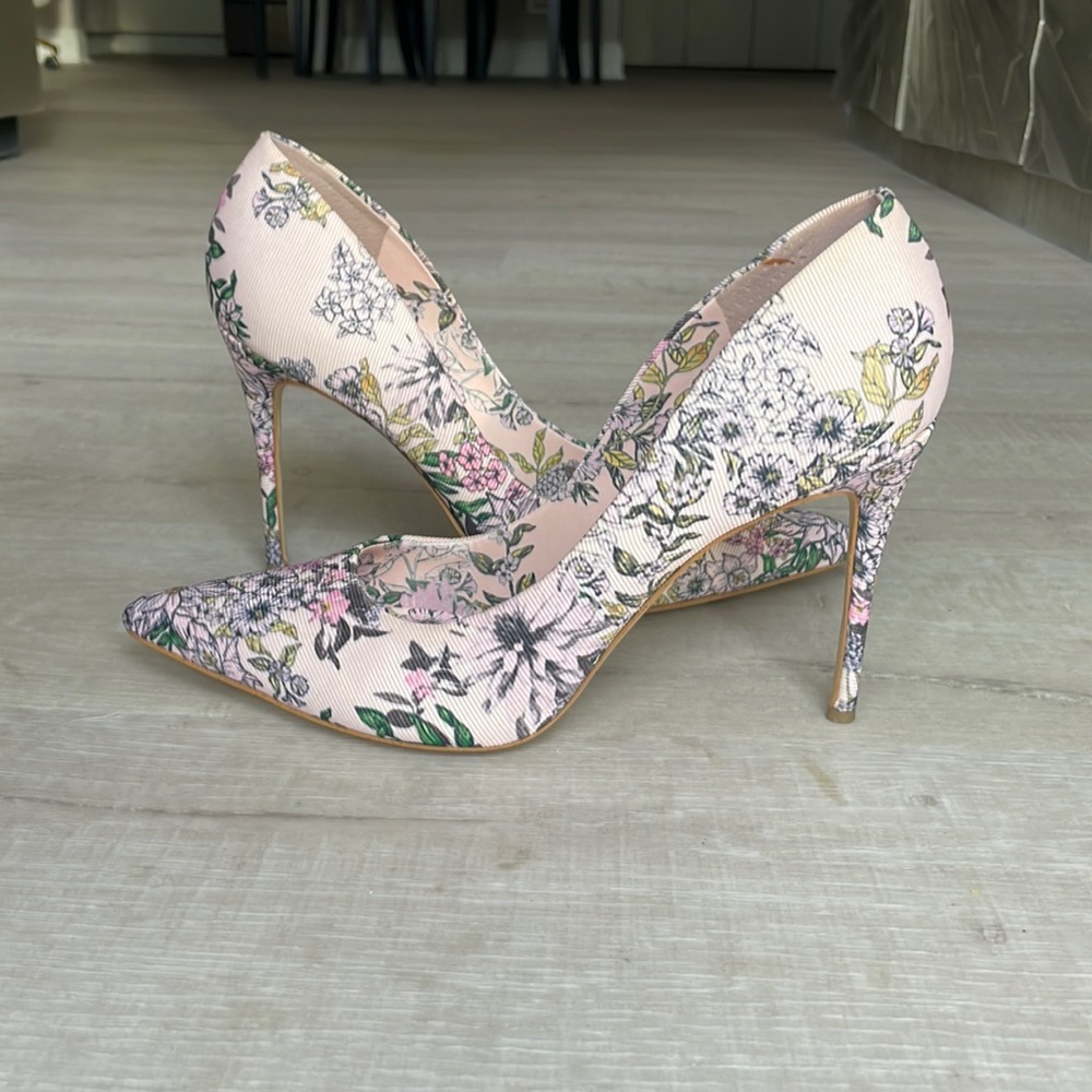 Guess stilettos - Picture 1 of 4